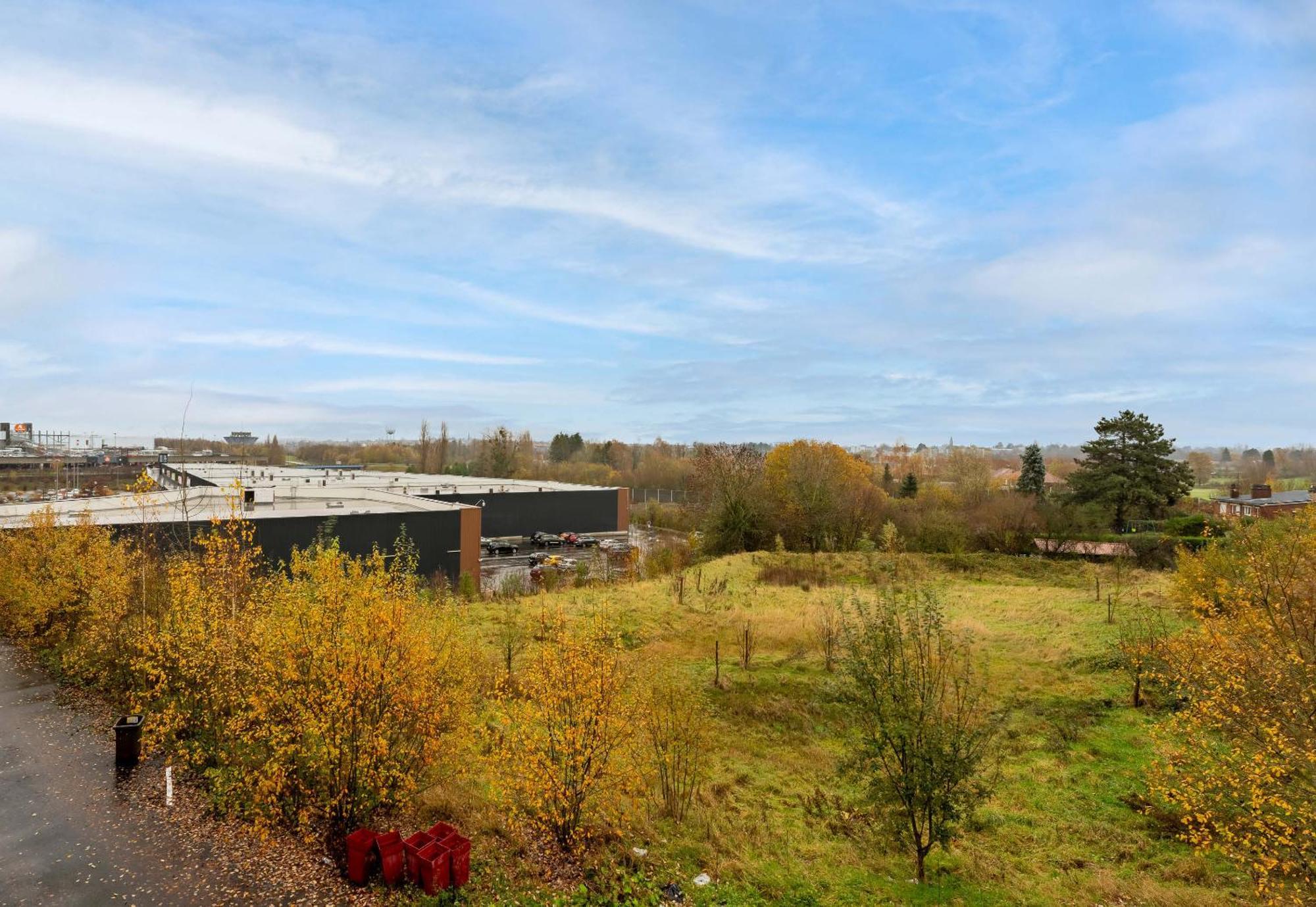 B&B Hotel Maubeuge-Louvroil Buitenkant foto