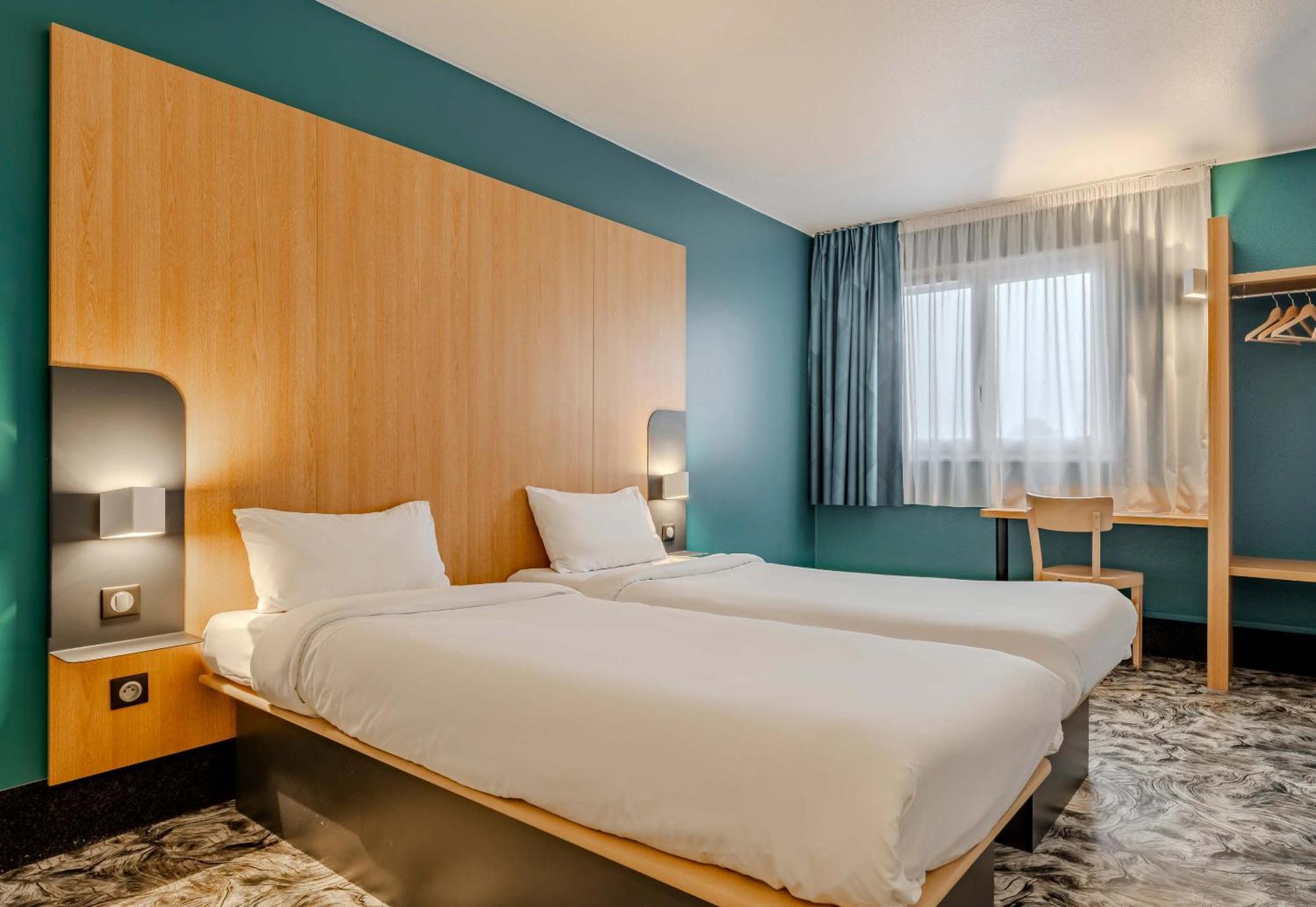B&B Hotel Maubeuge-Louvroil Buitenkant foto