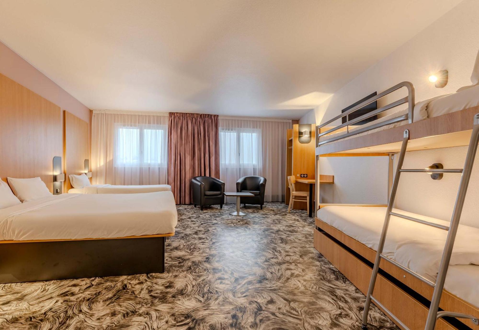 B&B Hotel Maubeuge-Louvroil Buitenkant foto